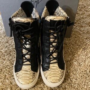 Giuseppe Zanotti Black and Beige Women's Shoes